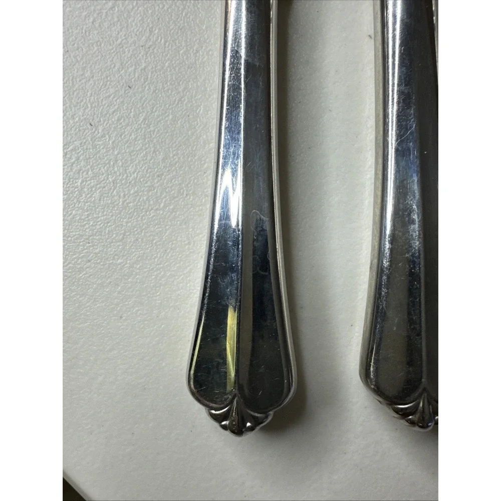 Oneida Juilliard Stainless Steel Dinner Knives, lot of 5